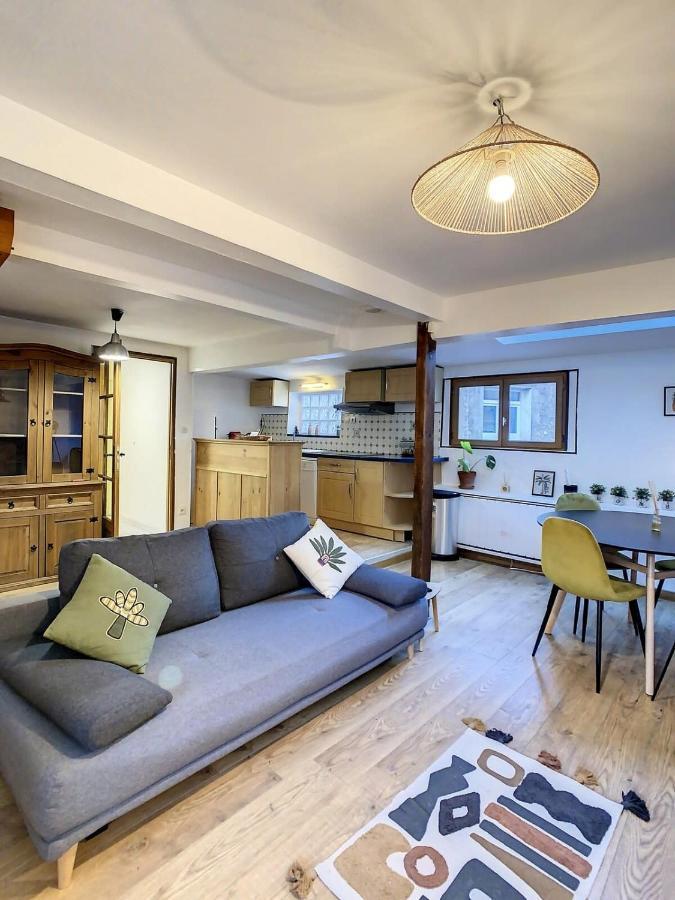 Charmant Triplex Centre-Ville De Шантили Екстериор снимка